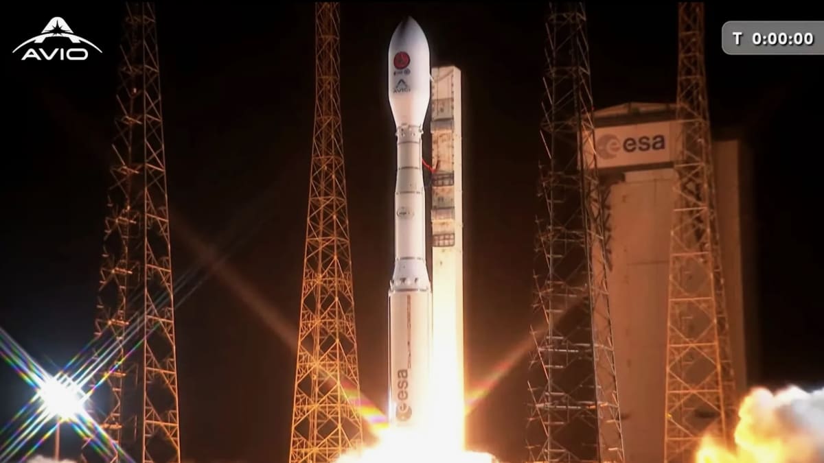 Europe and China Launch Joint Space Weather Satellite - Image 2