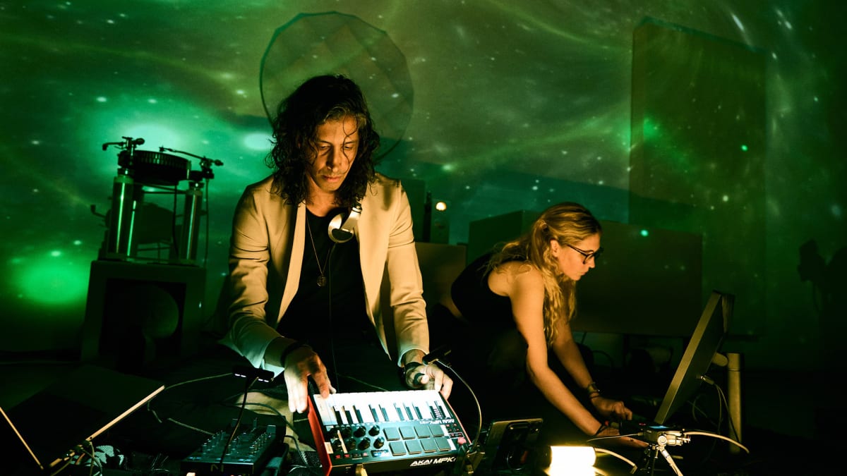 NASA Imagery Meets Pink Floyd in Sold-Out Space Show - Image 2