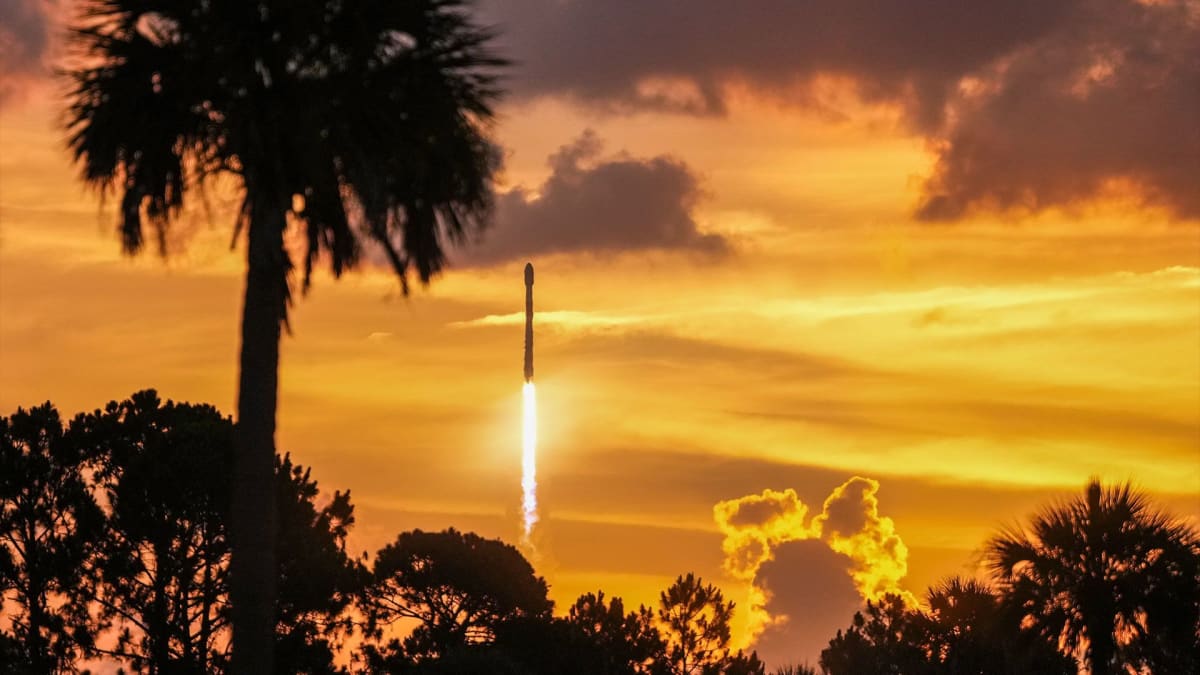 SpaceX Launches 53 Satellites in 19 Hours from Both Coasts