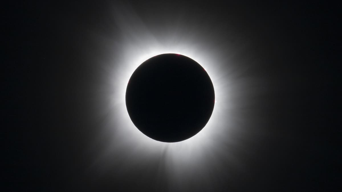 Journalist Will See First Total Eclipse After Lifetime Wait - Image 4