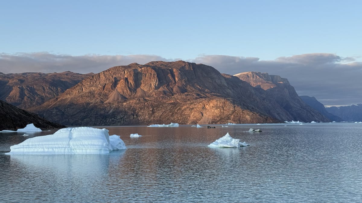 Greenland Eclipse Reveals More Than 2 Minutes of Darkness - Image 3