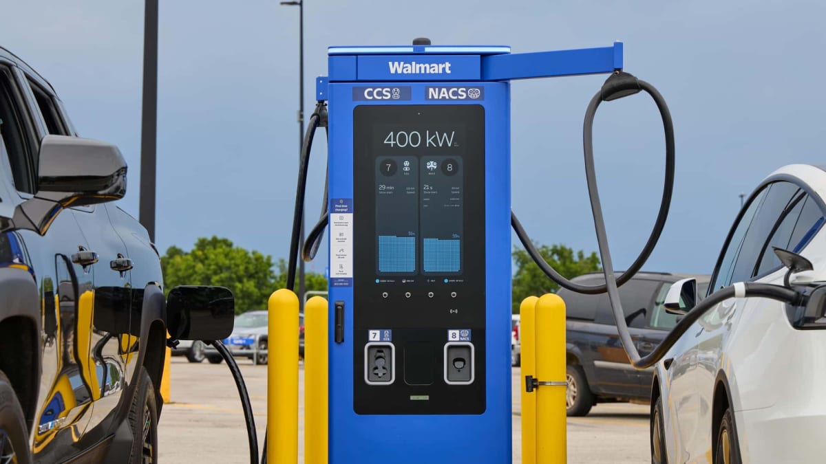 Walmart Opens 100th EV Charging Station in 20 States