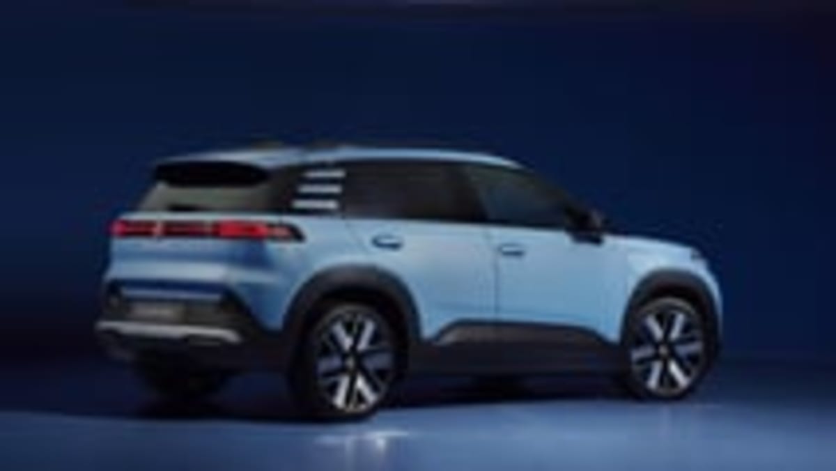 VW's €28,000 Electric SUV Aims to Make EVs Affordable - Image 5