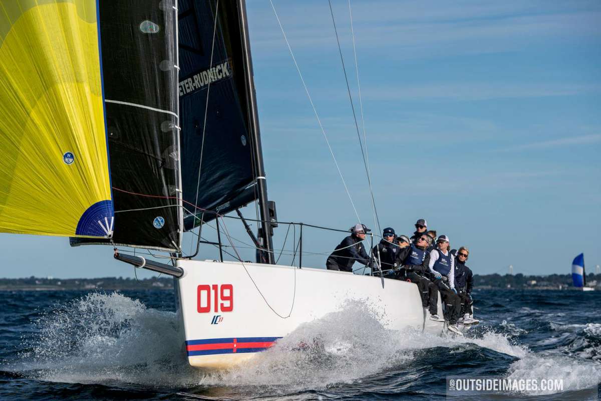 Team Vigilant Wins First Women's International Championship