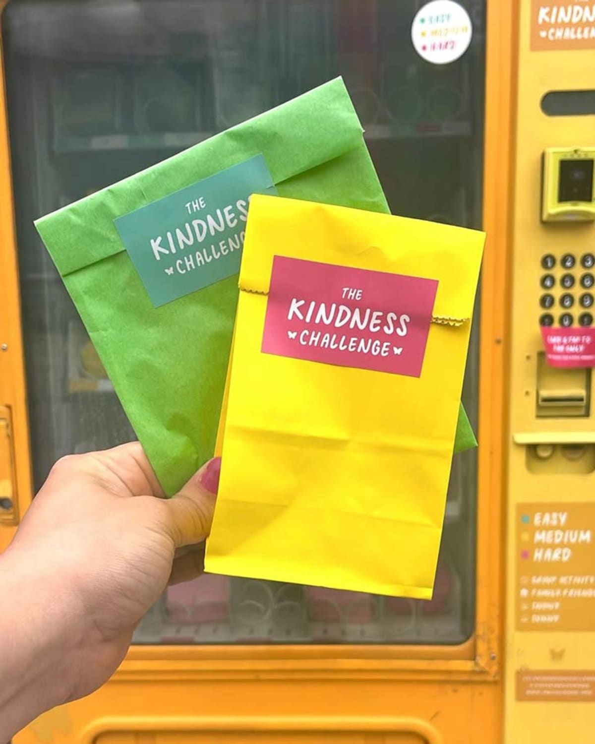Michigan Artist Turns Vending Machine Into Kindness Dispenser - Image 2