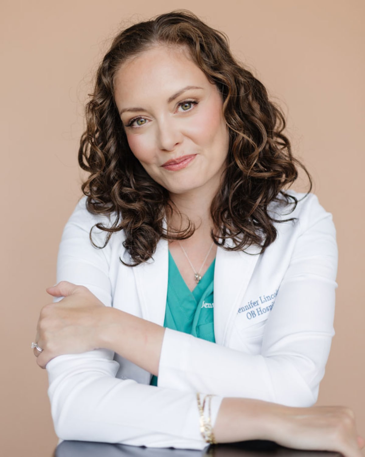 Internet OB-GYN Dr. Jennifer Lincoln Still Has Hope - Image 2