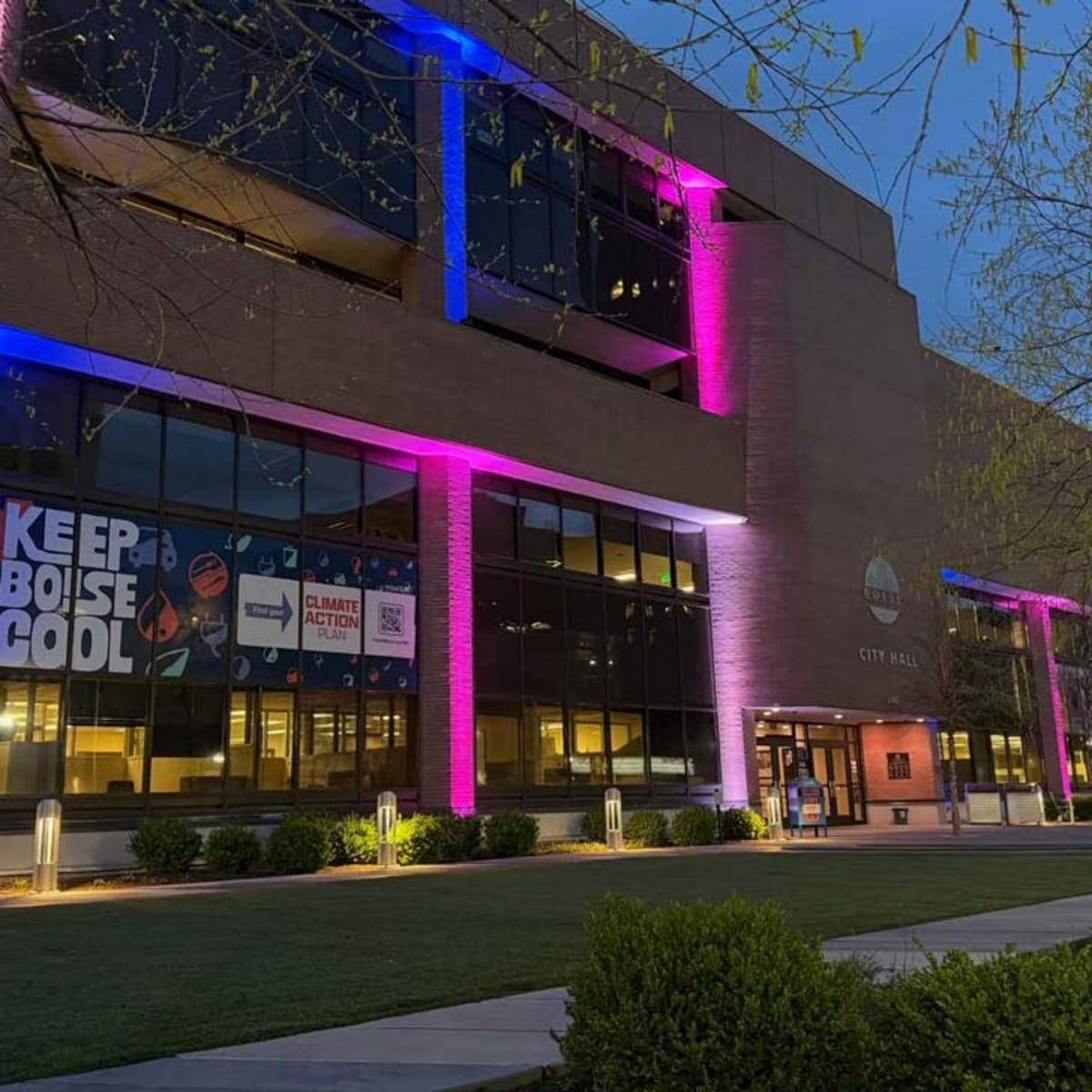 Boise Wraps Flagpoles in Rainbow After Pride Flag Ban - Image 2