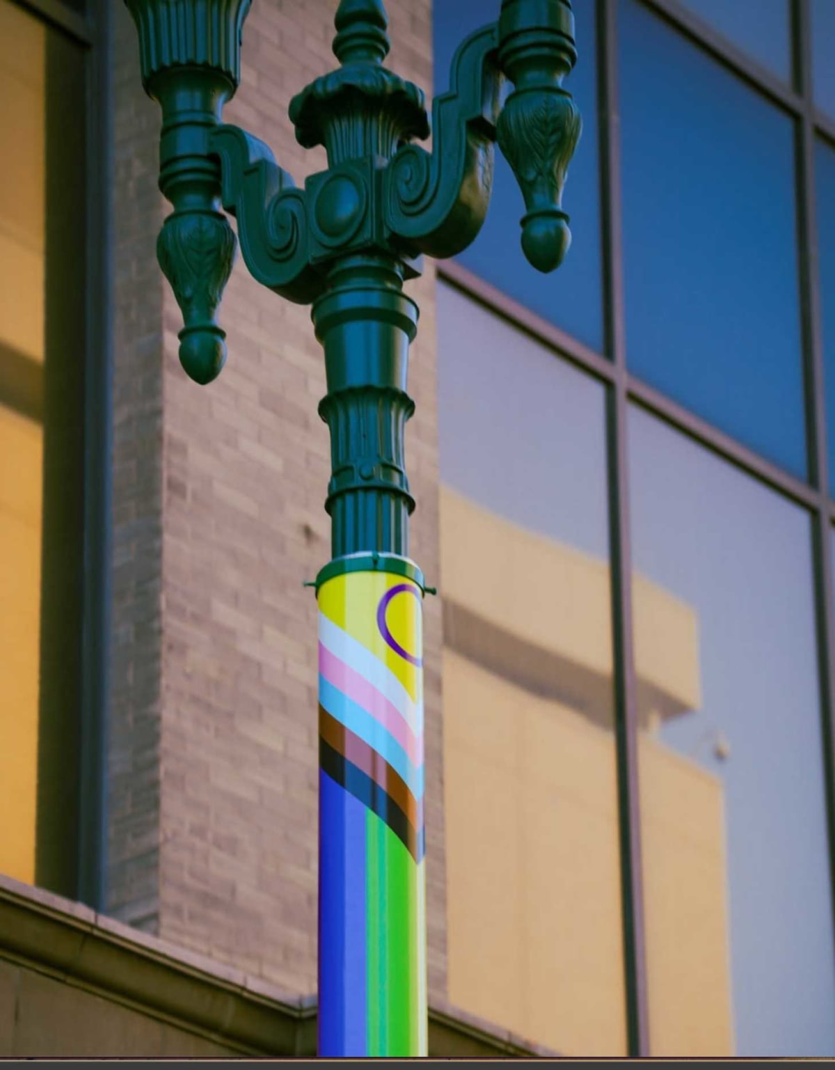 El Paso Wraps Street Lights in Pride Flags After TX Ban - Image 2