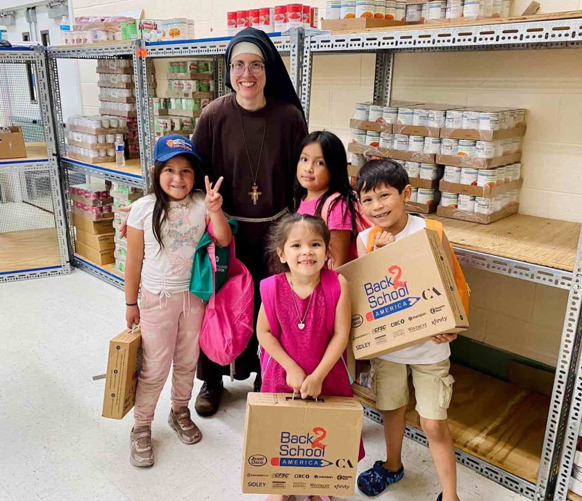Nun Runs 15 Marathons, Raises $2.6M to Feed Chicago Families - Image 3