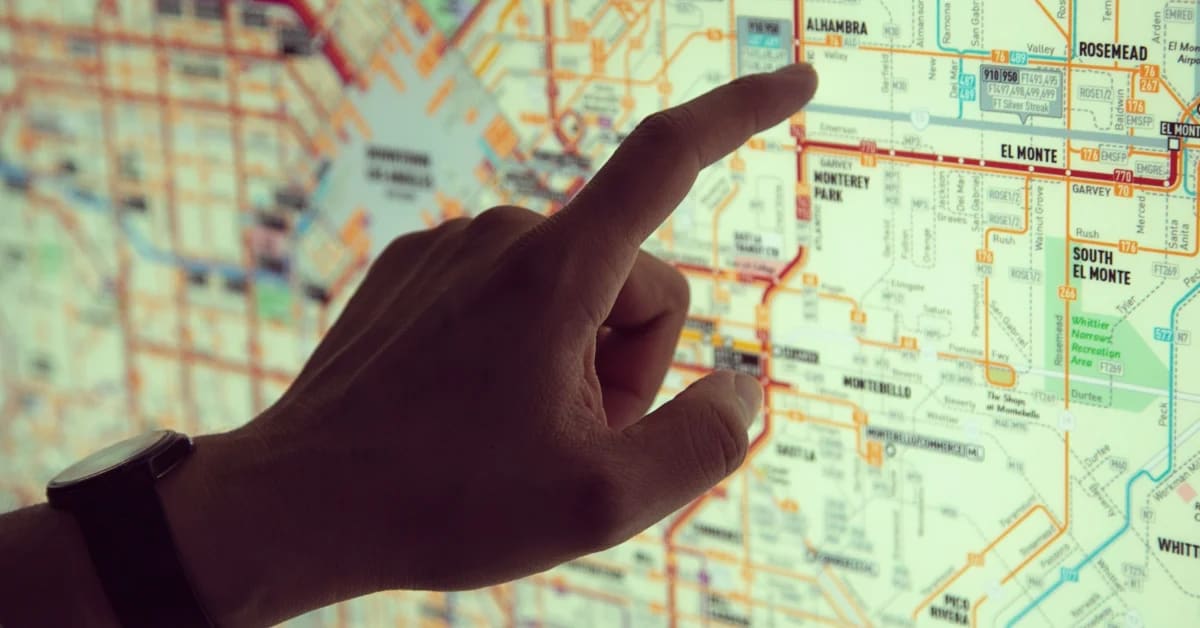 Taxi driver navigating city streets using spatial memory and mental maps for brain health