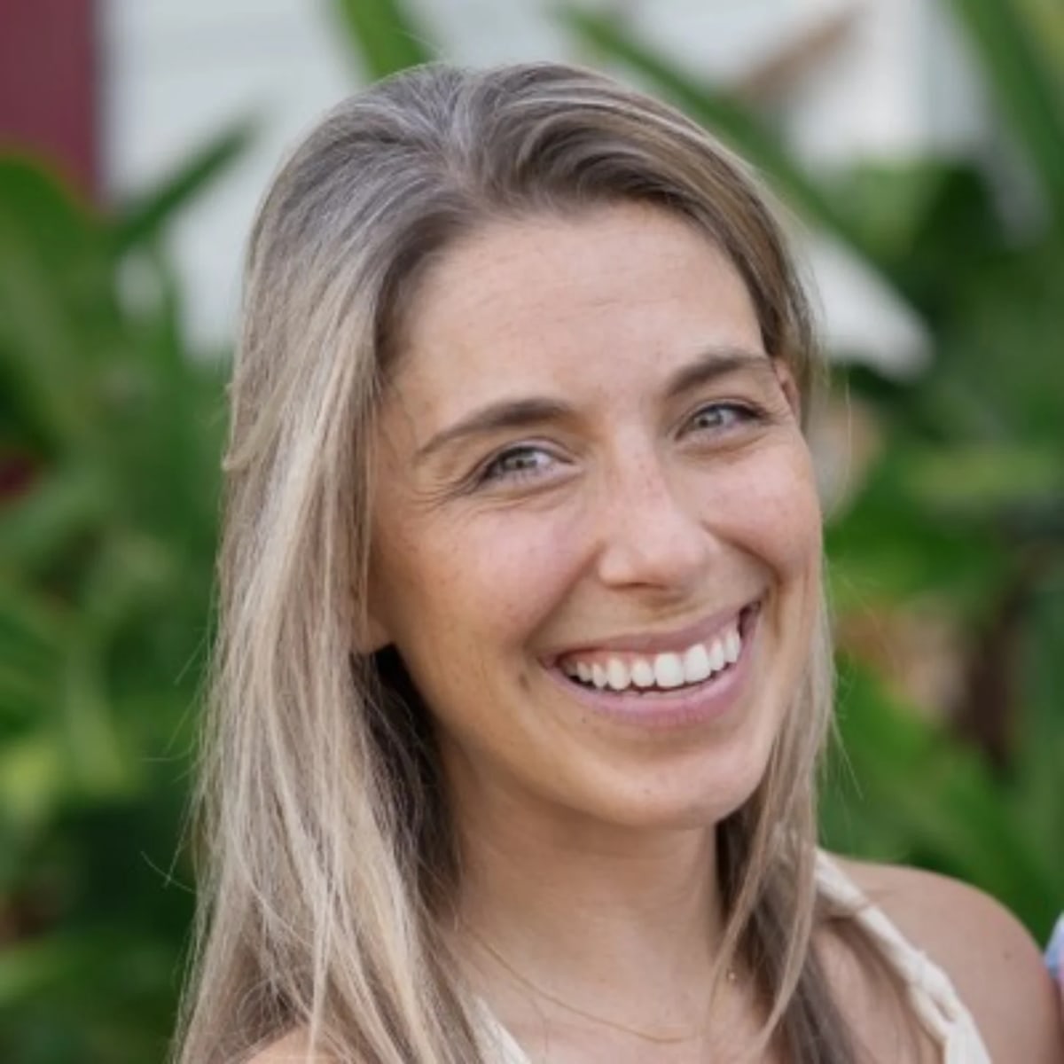 Bay Area Startup Pairs Students With Seniors Needing Help - Image 2