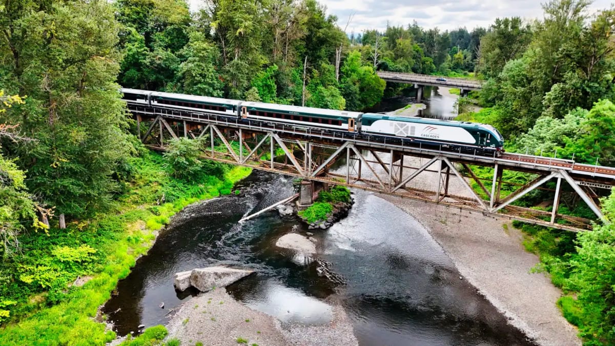 Amtrak's $8B Airo Trains Roll Out This Fall - Image 3