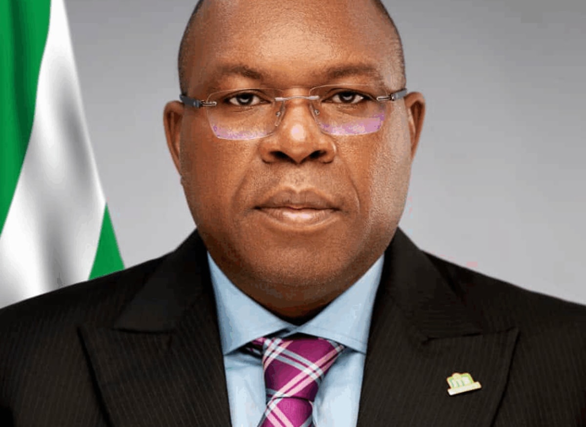 Nigeria Bans Cash Tax Collection and Tax Roadblocks