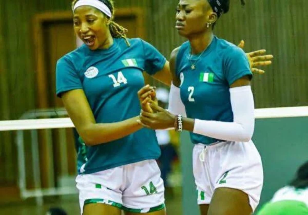 Nigeria women's volleyball team celebrating together after their comeback victory against DR Congo