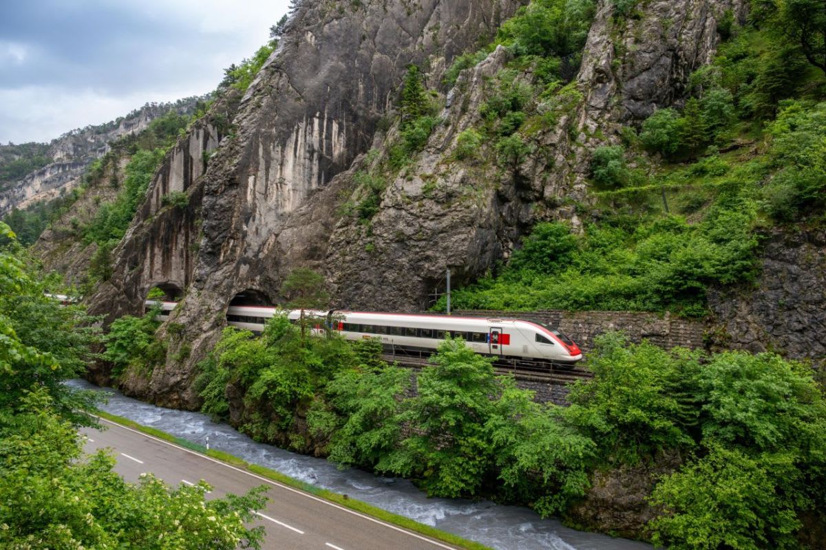 UK Port Lets Shipping Firms Count Its Green Gains as Their Own - Image 4