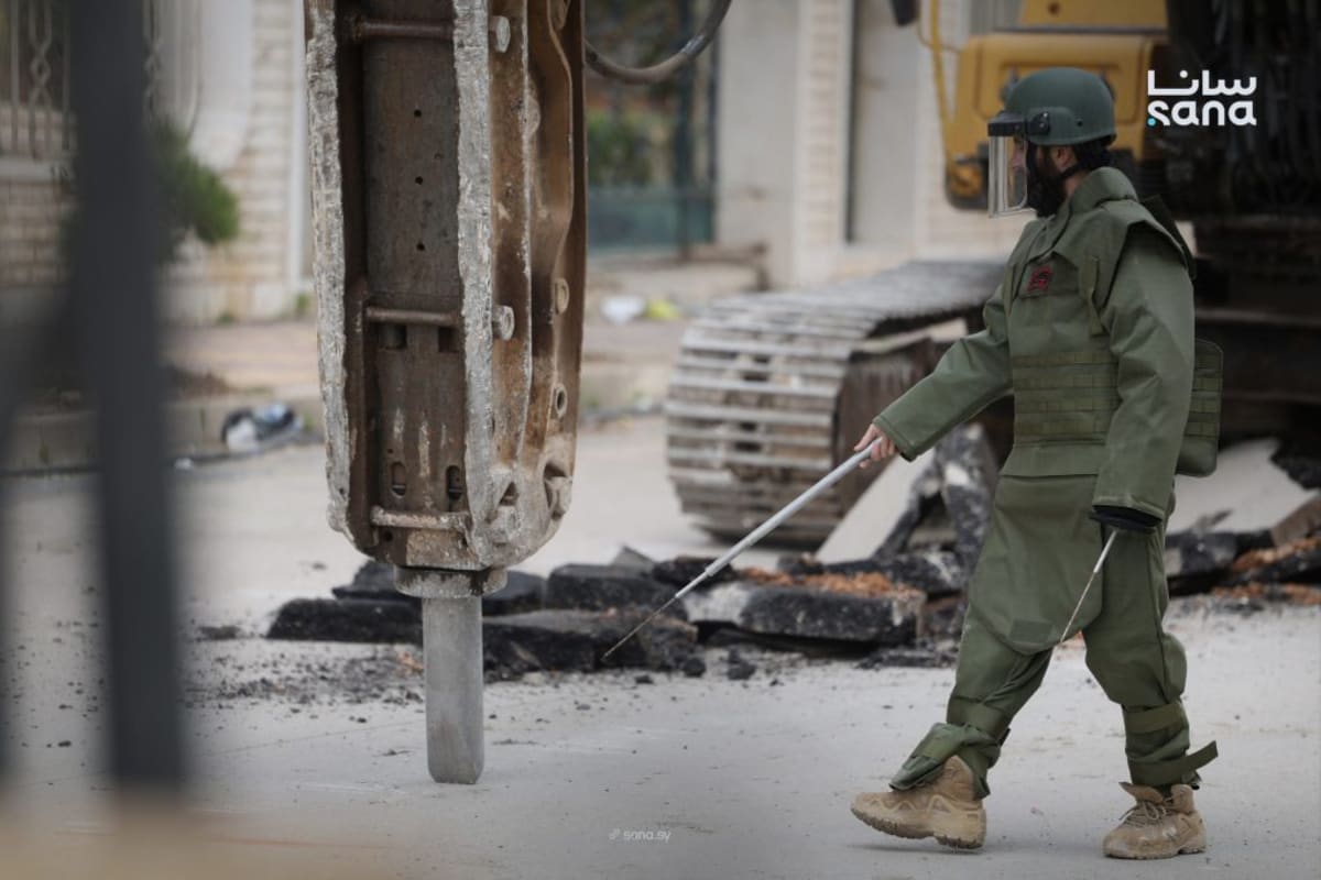 New Foam Stops Internal Bleeding, Saves Crash Victim - Image 5