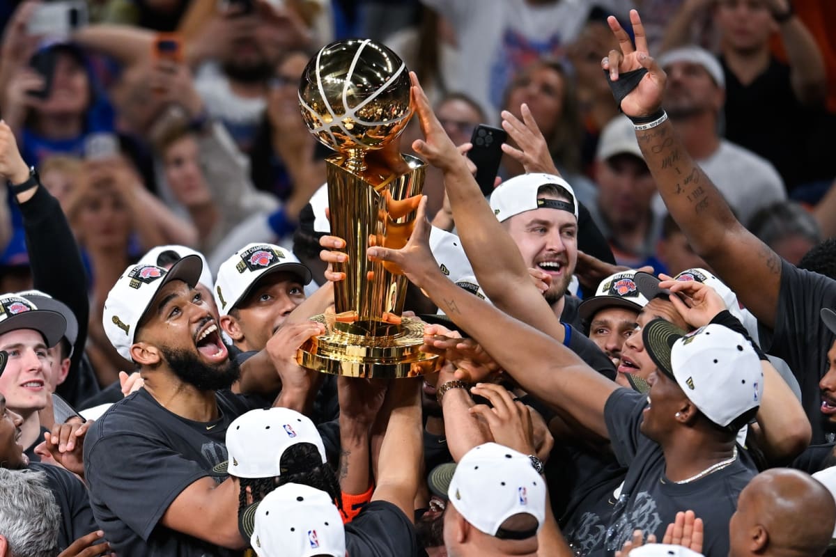 Knicks Win First NBA Title in 51 Years, City Erupts - Image 3