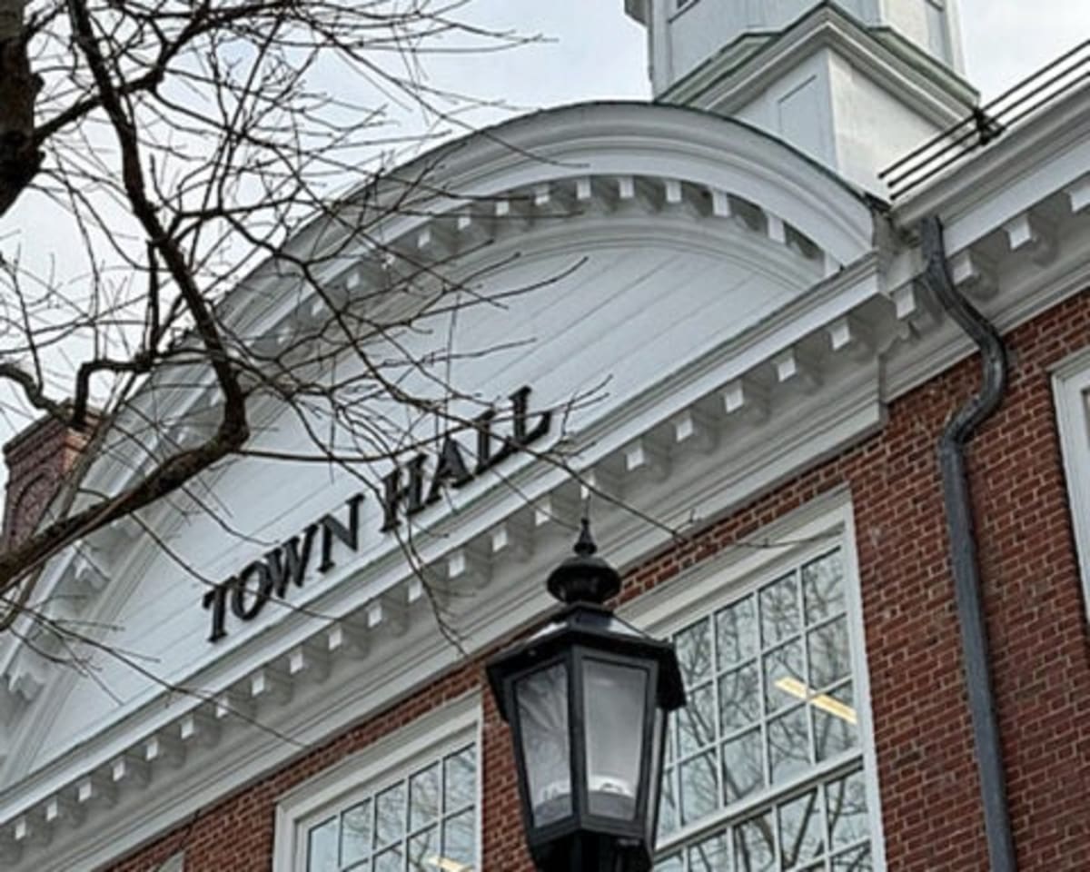 Bedford Paper Honors Local Volunteers This April - Image 4