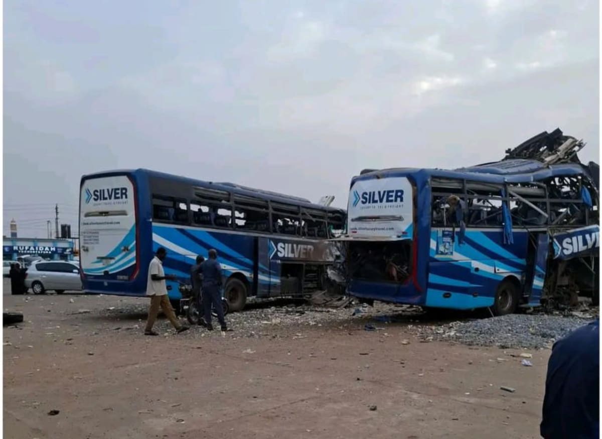 Burned luxury bus at Kaduna motor park after overnight CNG explosion with no injuries