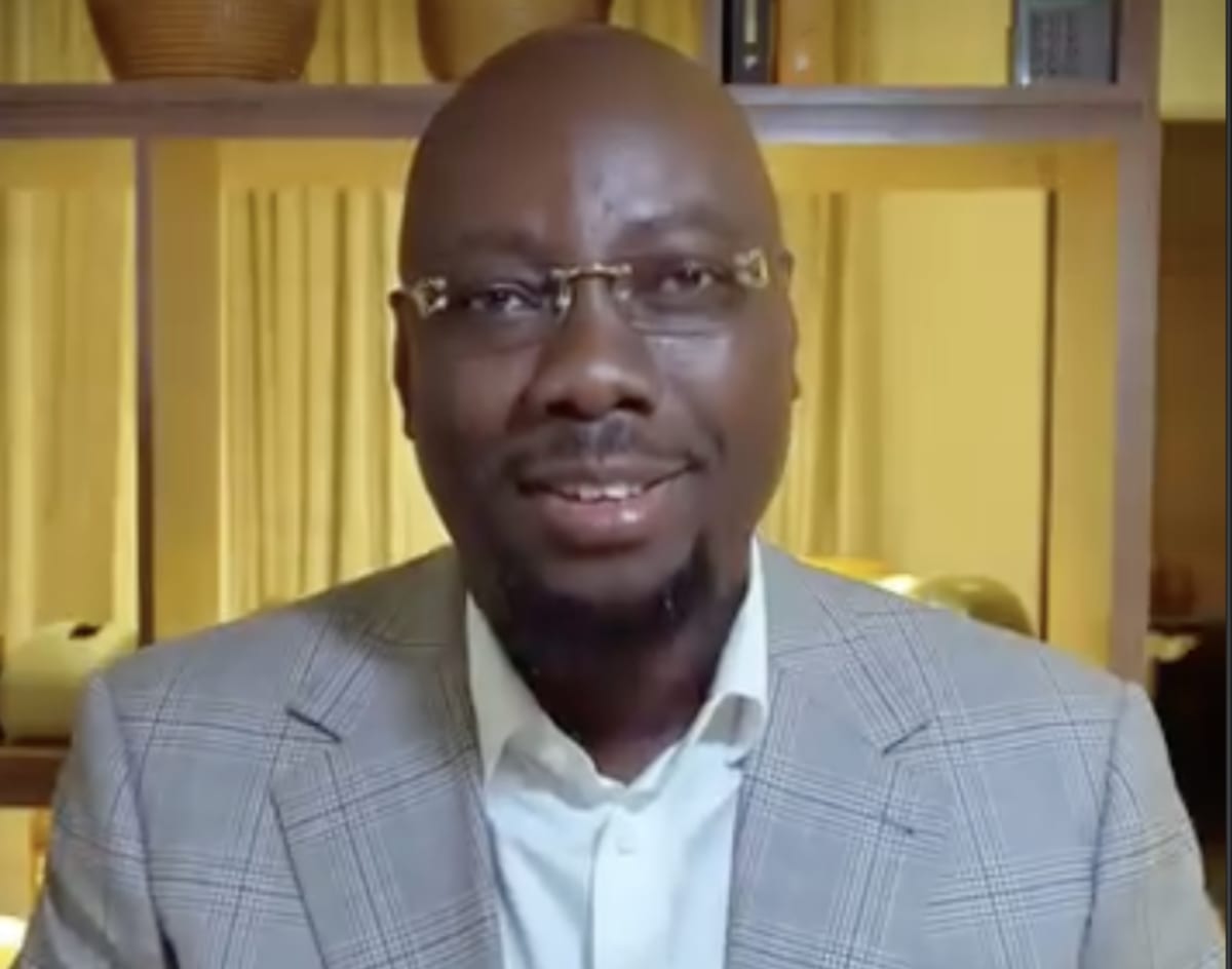 Nigerian businessman Obi Cubana announcing house gift for Pastor Jerry Eze on social media
