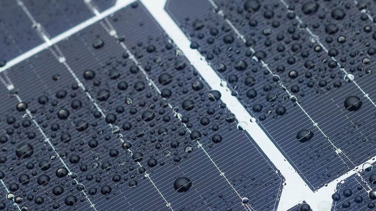 Spanish Solar Panel Turns Raindrops Into Clean Energy - Image 2
