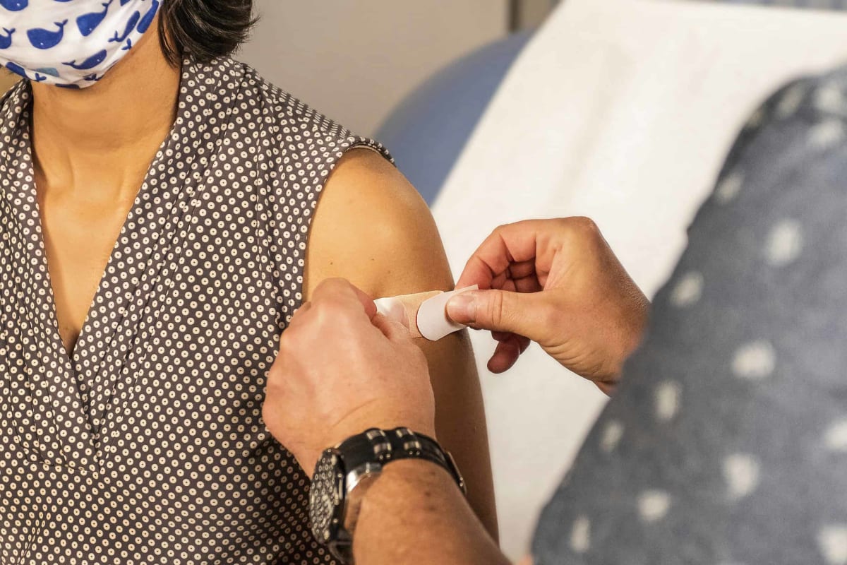 Shingles Vaccine Cuts Heart Disease Risk by 12%