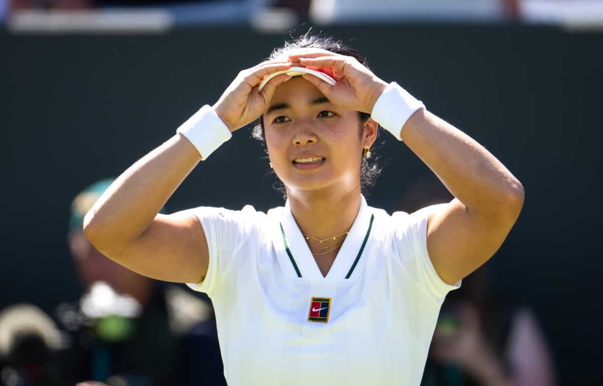 Alex Eala celebrating on court at Wimbledon after making Philippine tennis history