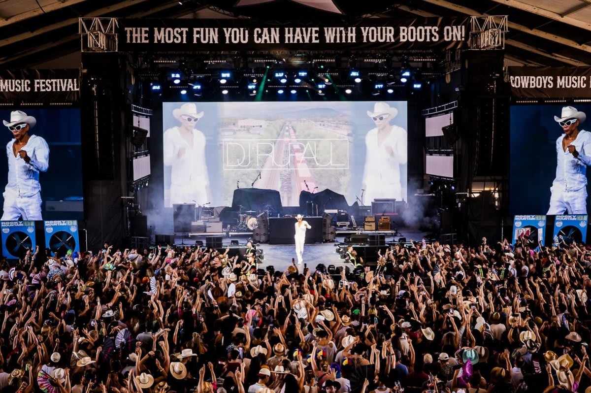 Large crowd gathered at outdoor music festival stage for record-breaking drag performance in Alberta