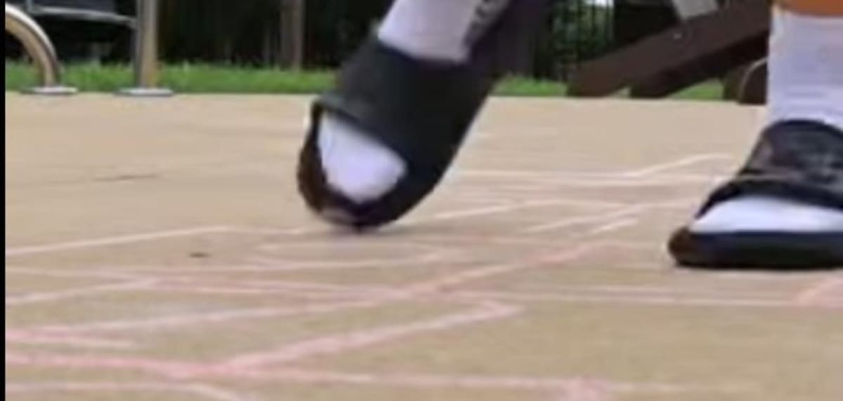 Kentucky 9-Year-Old Breaks Hopscotch World Record in 48 Seconds - Image 2