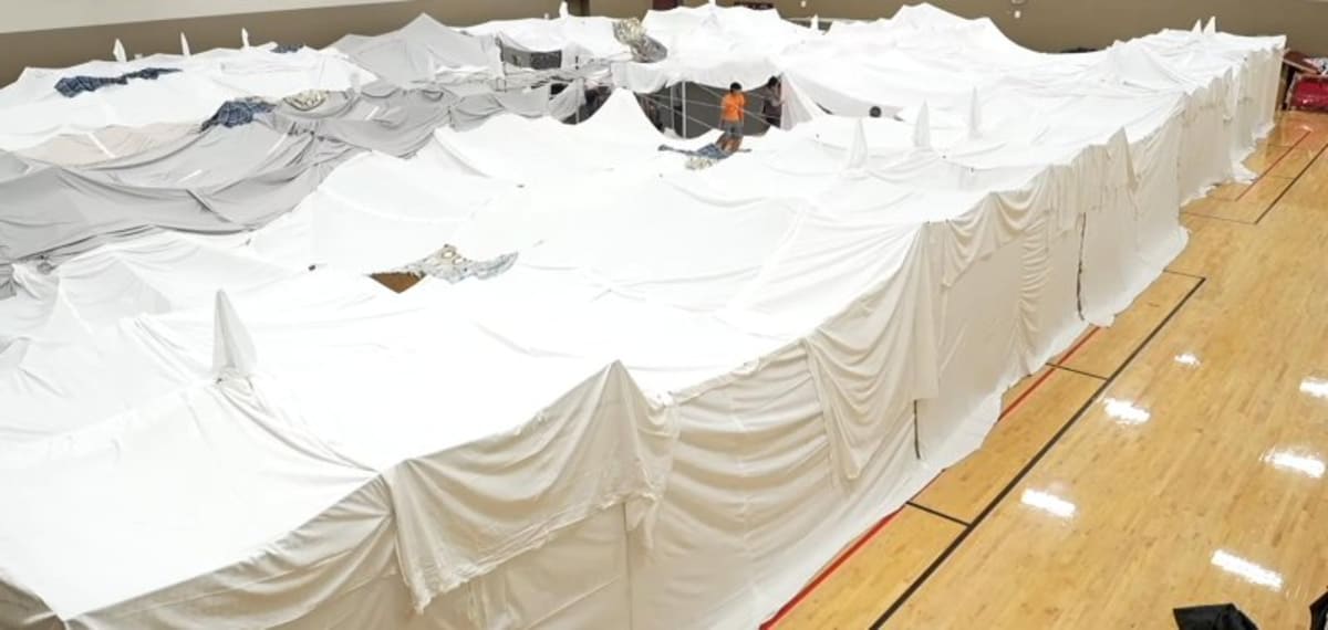 Nevada Students Build Record 14,103 Sq Ft Blanket Fort - Image 2