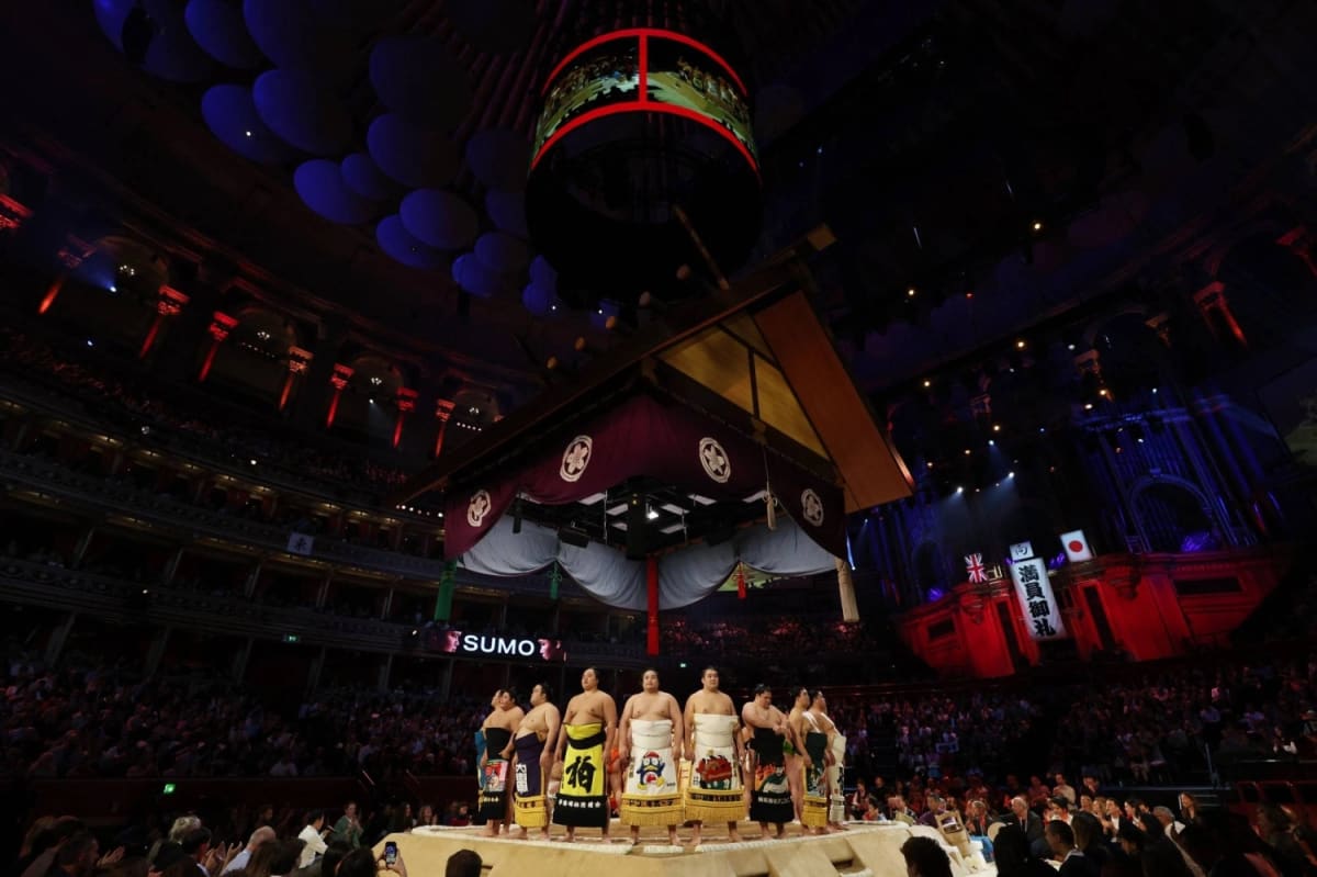 Sumo Returns to Paris to Deepen Cultural Ties - Image 2