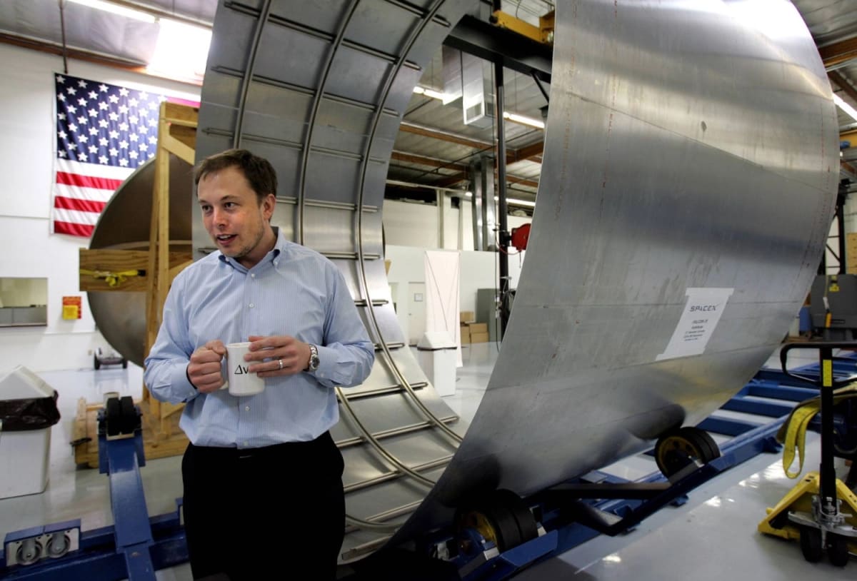 Elon Musk Ignored Experts, Built SpaceX Into Space Giant - Image 2