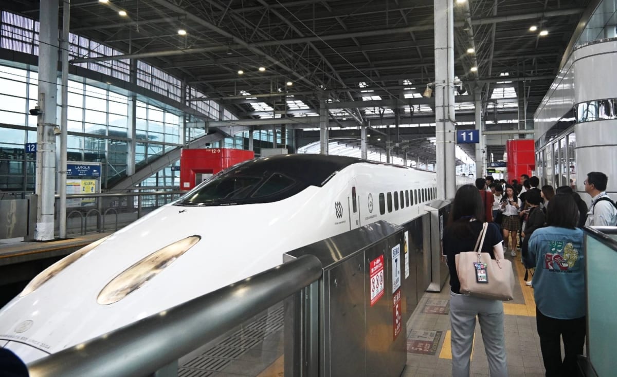 Japan's Kyushu Bullet Train Fully Restored 52 Days Later - Image 2