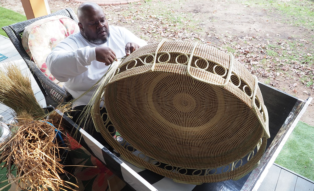 SC Artisan Sets World Record With Giant Sweetgrass Basket
