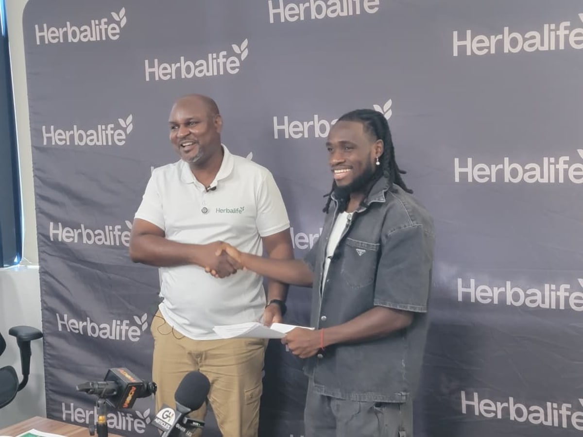 LA Galaxy Star Brings Nutrition Partnership to Ghana Academy - Image 2