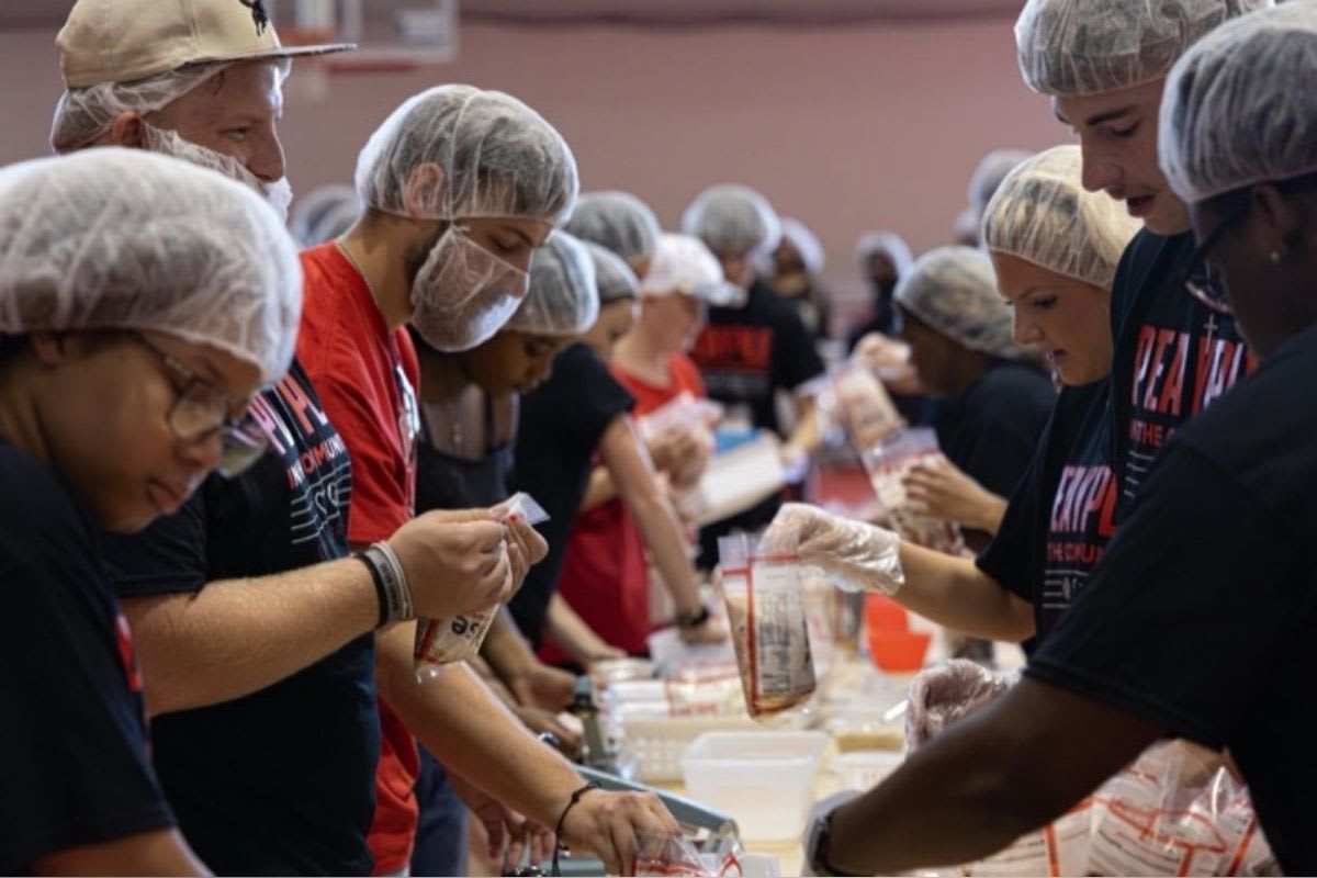 1,300 APSU Volunteers Give 3,105 Hours to Clarksville