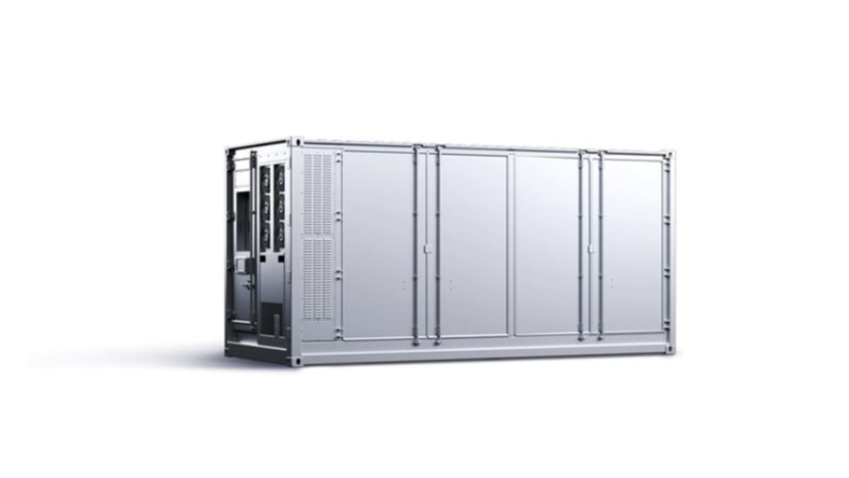World's Largest Battery Maker Bets Big on Clean Energy - Image 2