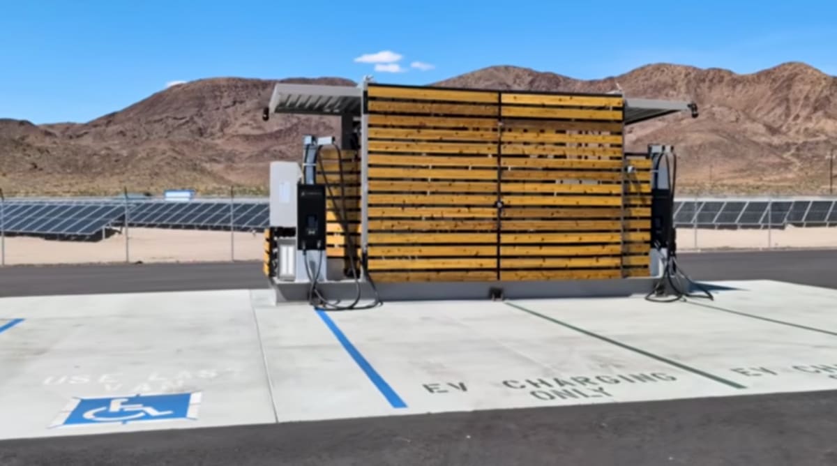 Solar EV Chargers Open Free on LA-Vegas Route - Image 2