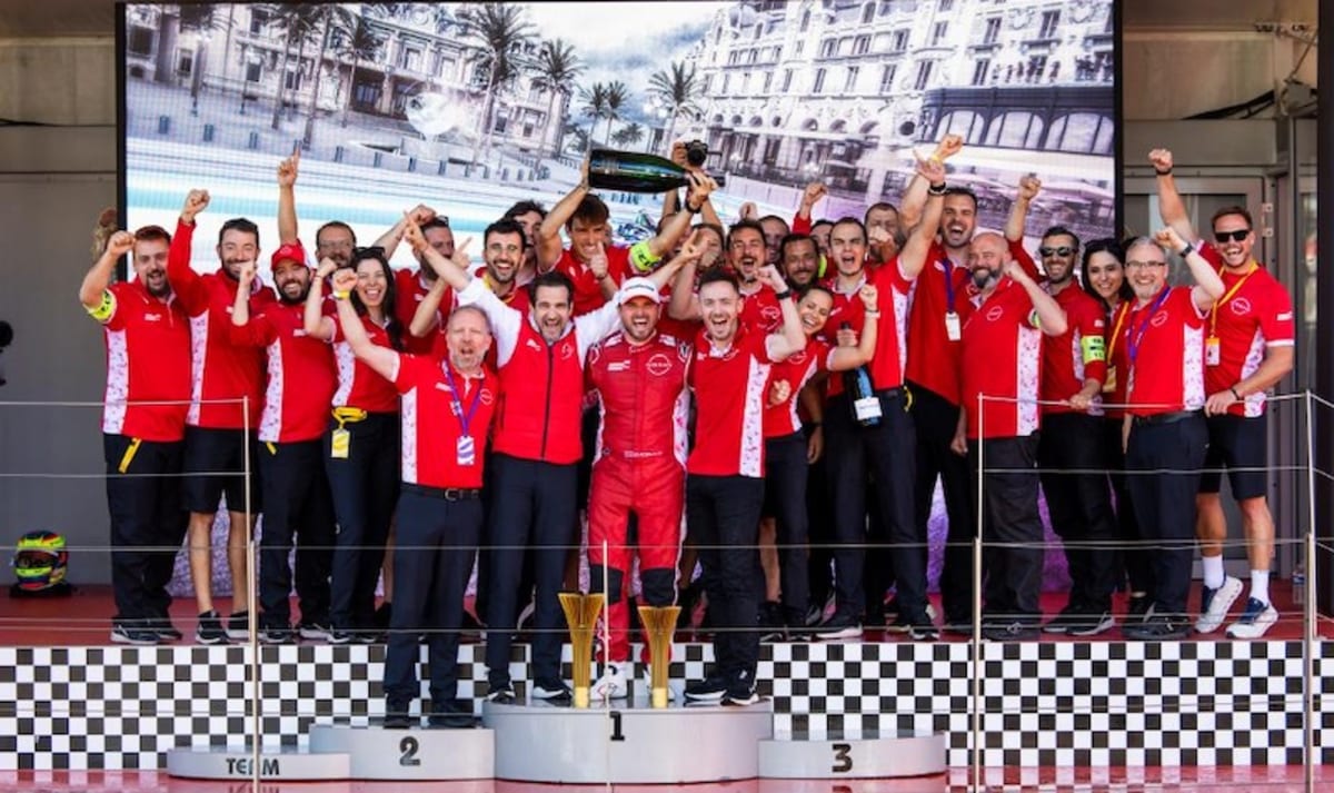Oliver Rowland driving Nissan Formula E race car through Monaco streets to victory