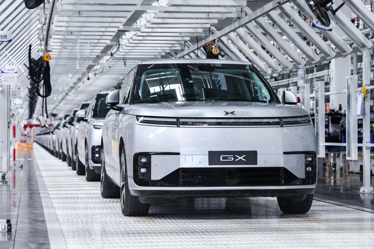 Chinese Automaker XPENG Launches Mass-Produced Robotaxis - Image 3