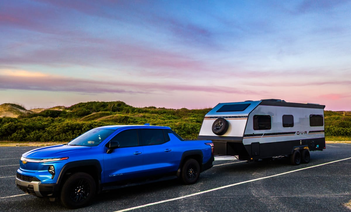 Family Drives 9,000 Miles in Electric Truck Towing Camper - Image 4
