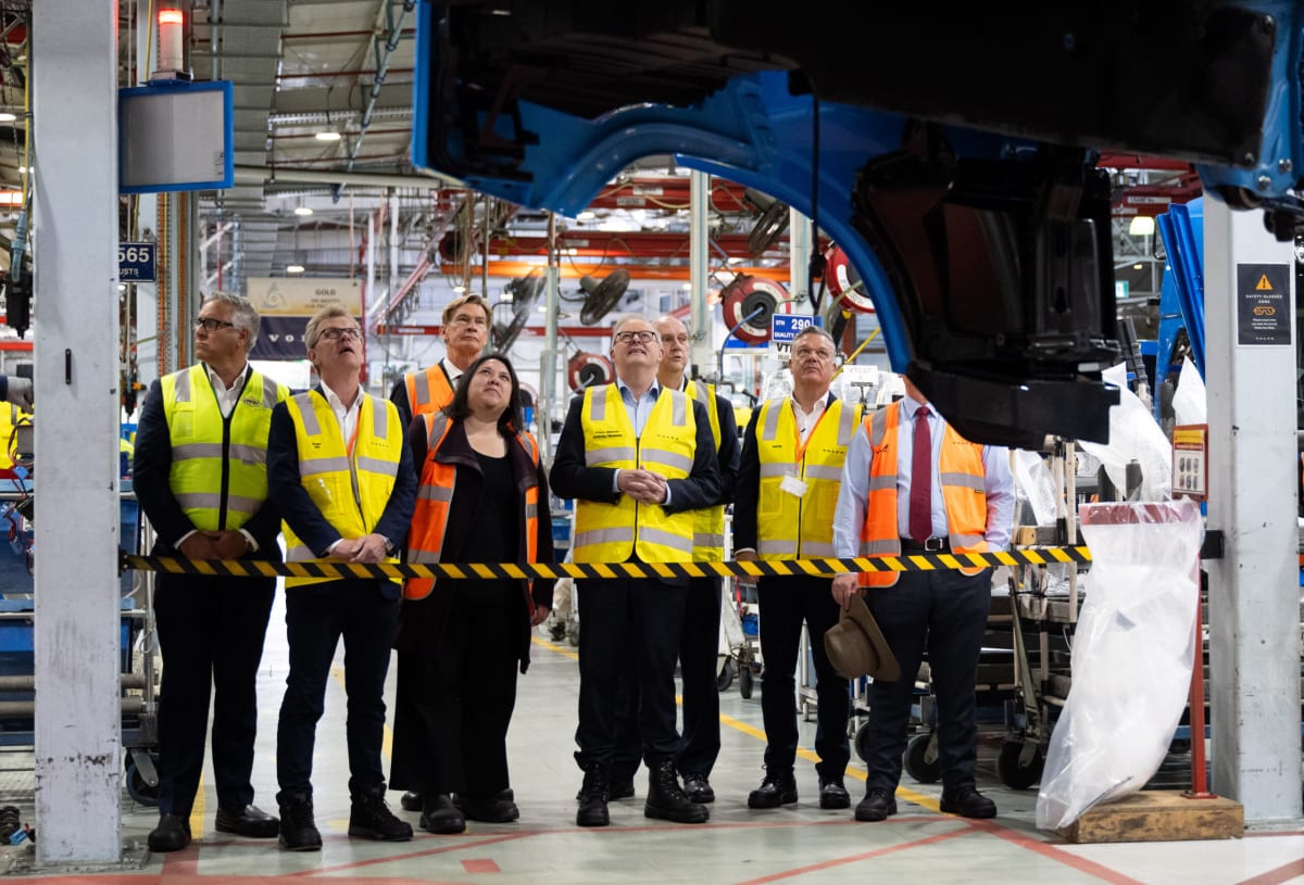 Australia Builds Its First Electric Semi-Trucks - Image 4