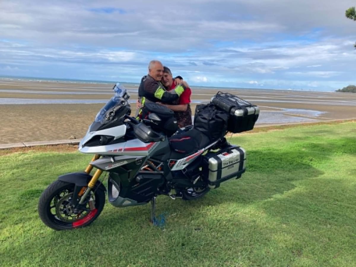 67-Year-Old Rides Electric Bike 11,000km Across Australia - Image 3