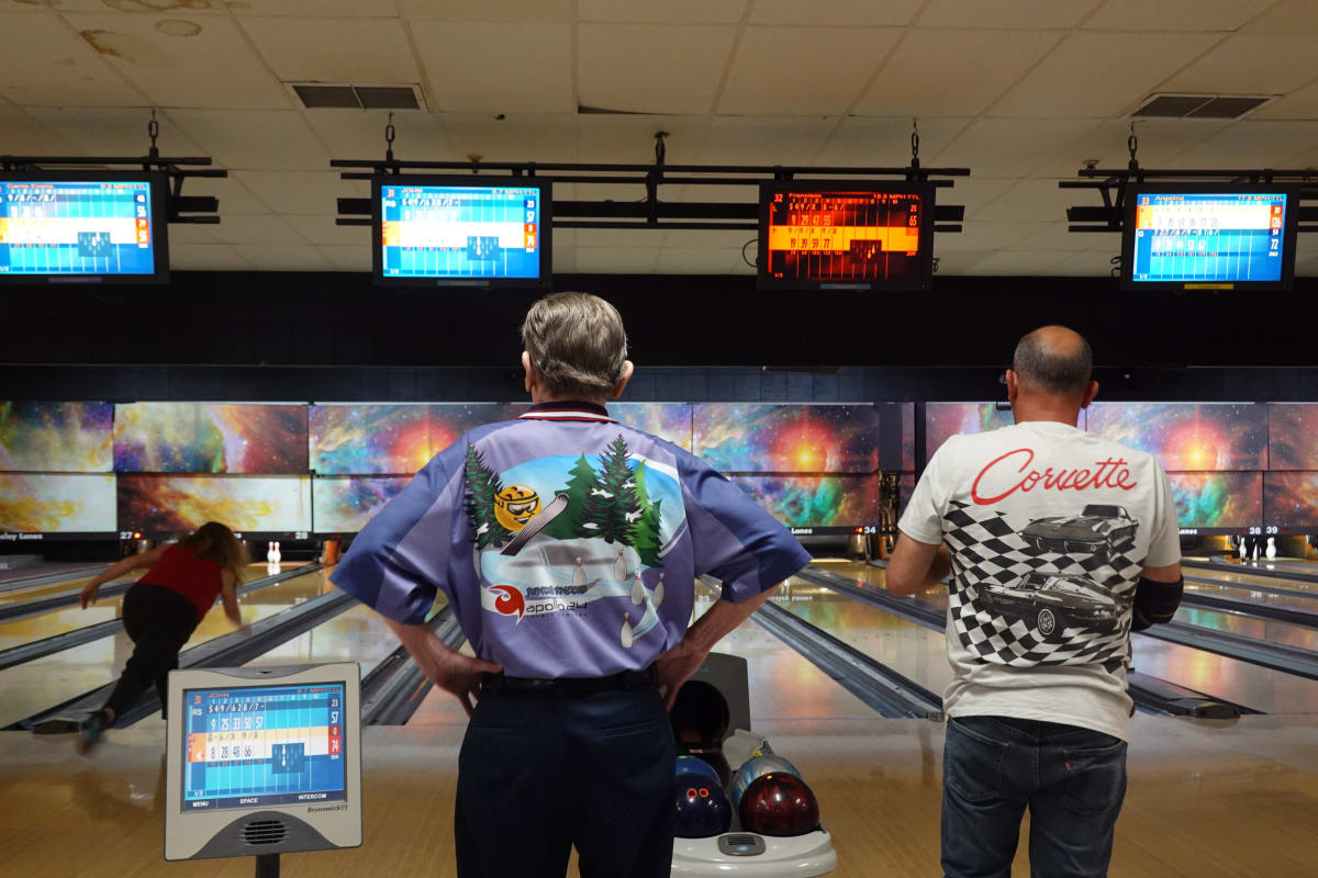 Vancouver Bowling Alley Saved by Family and Loyal Volunteers - Image 3
