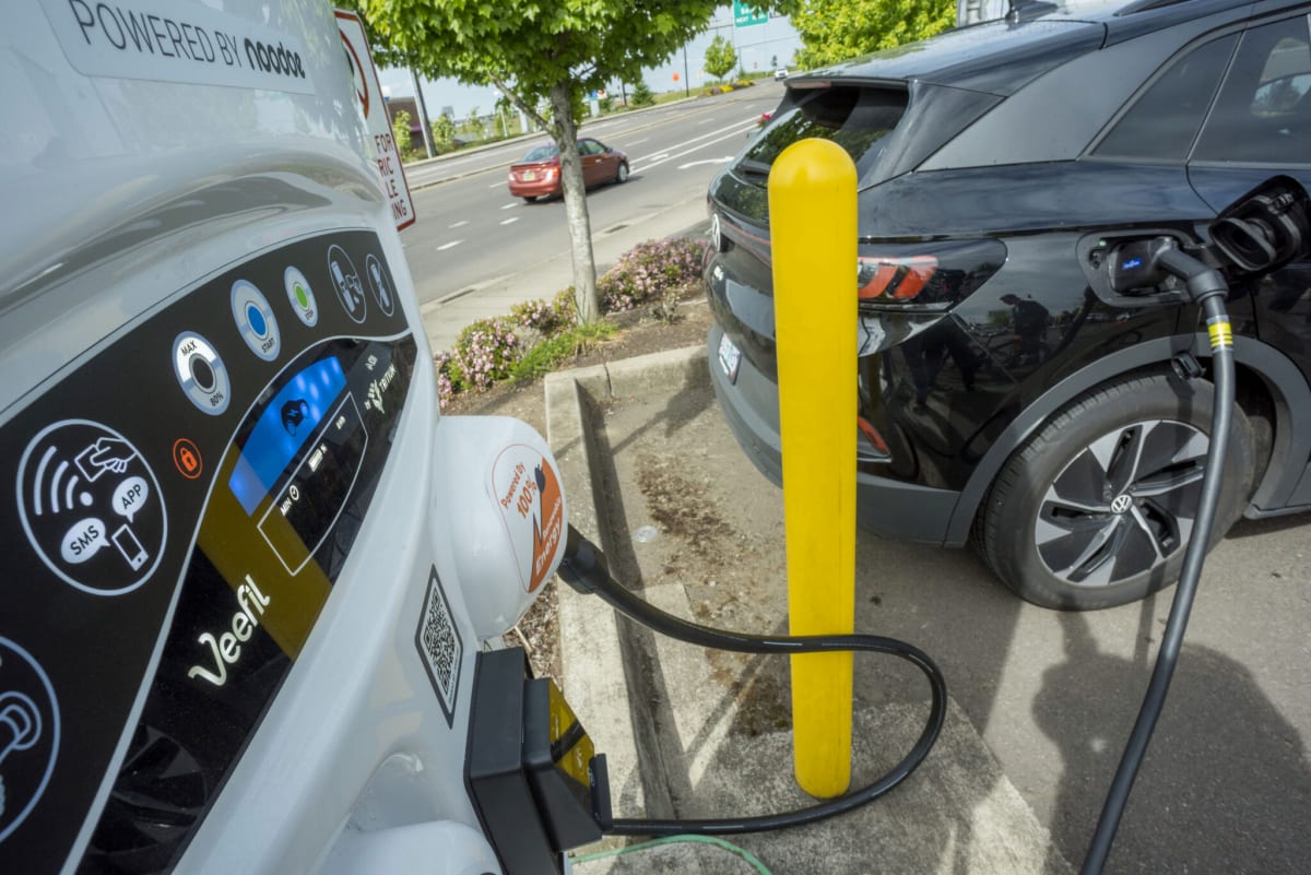 Oregon's EV Rebate Returns with New Rules to Help More - Image 3