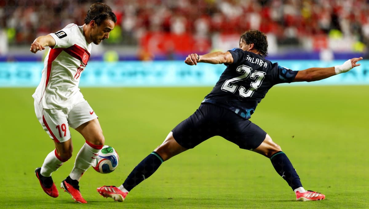 Paraguay Holds Off Turkey in Thrilling World Cup Upset