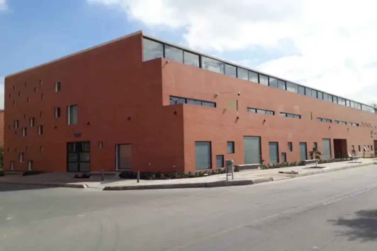 Bogotá Public School Reaches Top 10 in Global Prize - Image 2