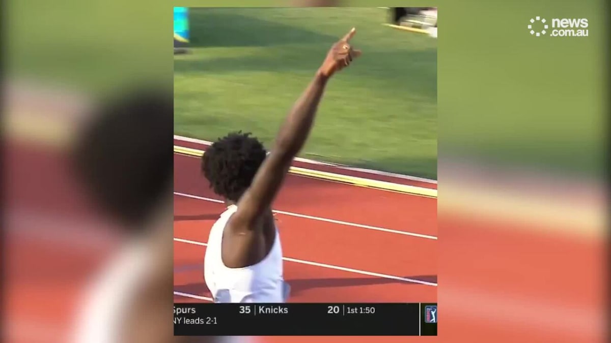 College Runner Ja'Kobe Tharp Breaks 50-Year Hurdles Record - Image 2