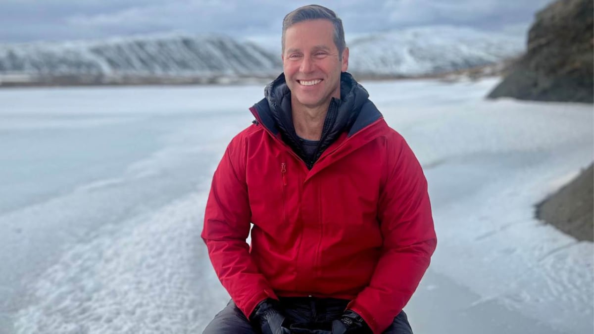 Psychologist Turns 30, Takes Up Freediving, Breaks Record