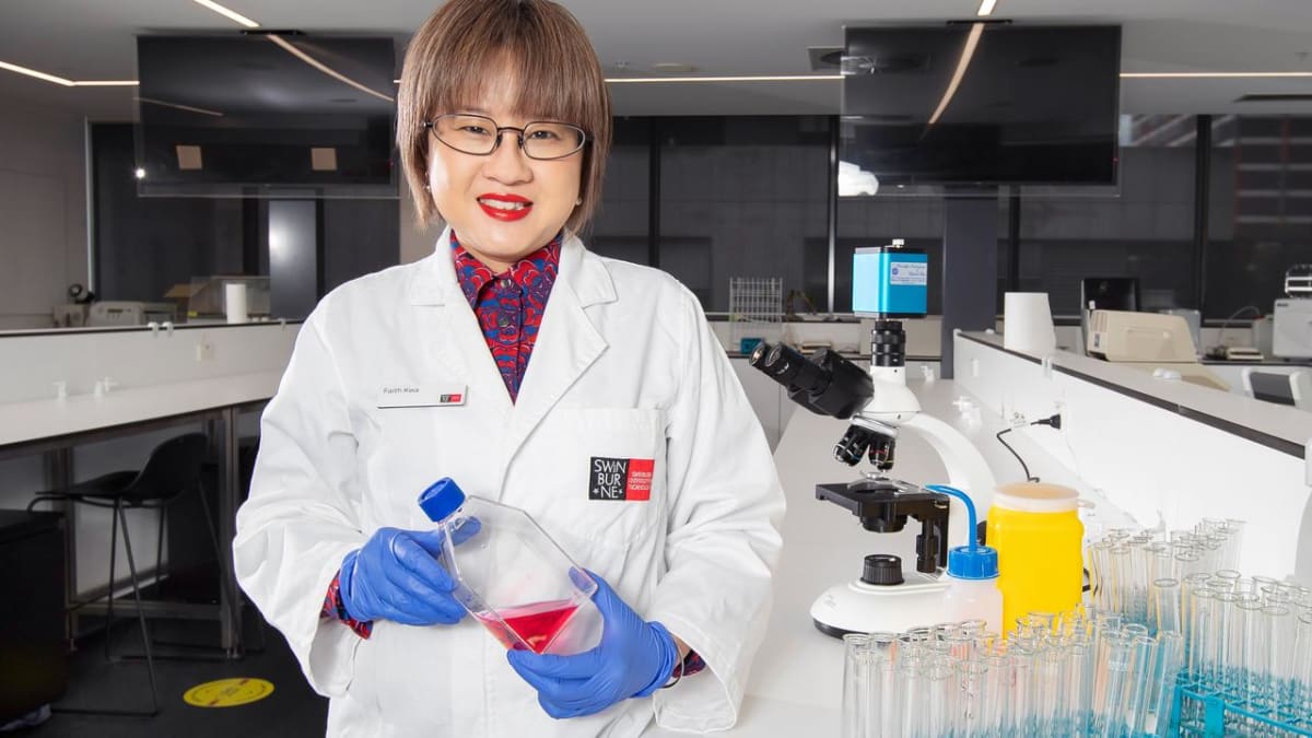 Associate Professor Faith Kwa working in research laboratory at Swinburne University of Technology